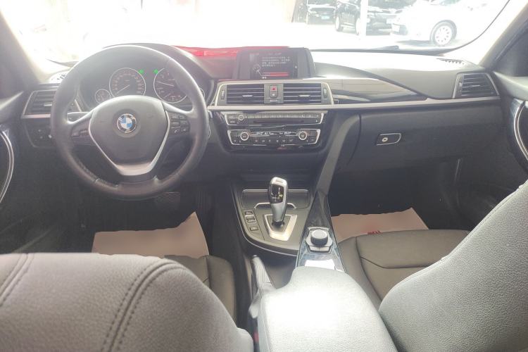 Used BMW 3 Series 2017 320Li Fashion Model
