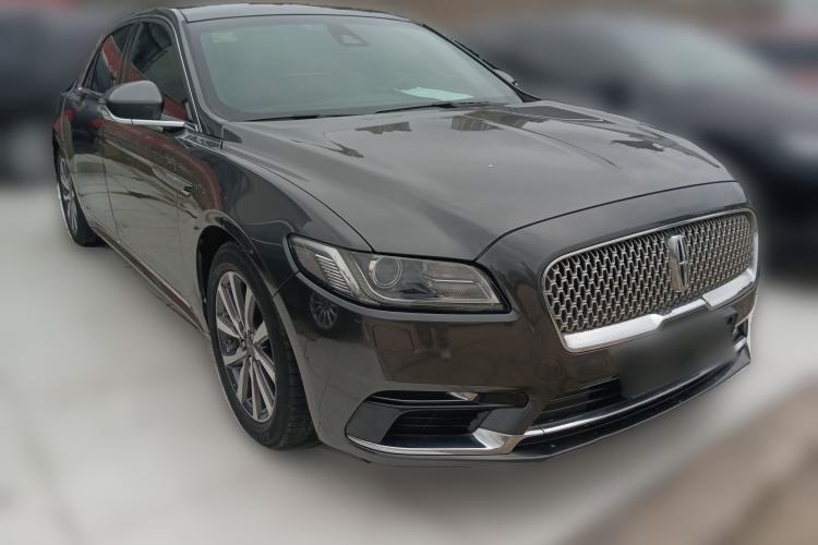 Used Lincoln Continental 2017 2.0T Two-Wheel Drive Deluxe Edition Front Right 45 Deg