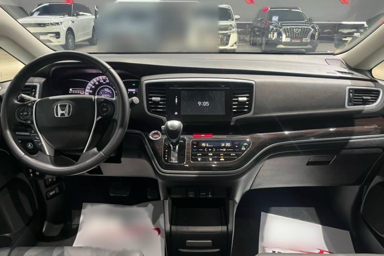 Used Honda Odyssey 2018 2.4L Smart Edition Interior 5