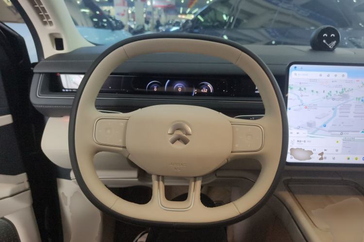 Used Nio ES8 2026 Model 6-seat Executive Signature Edition Steering Wheel