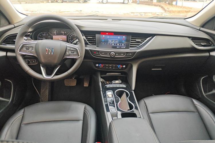 Used Buick Regal 2024 25T Deluxe Edition
