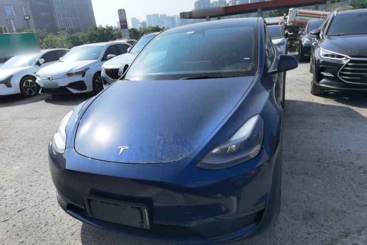 Used Tesla Model Y 2021 Long-Range All-Wheel-Drive Version