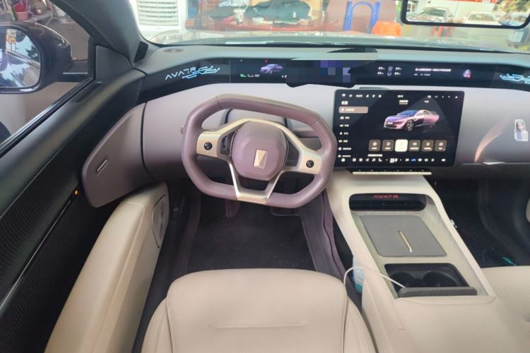 Used Avatr 12 2023 650 Three-Laser Four-Wheel Drive Performance Edition Steering Wheel
