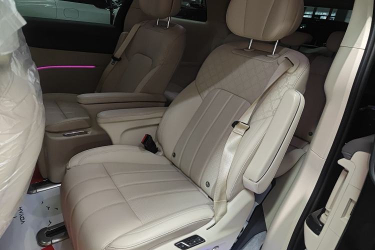 Used VOYAH Dream 2024 PHEV Extended-Range Premium Edition
