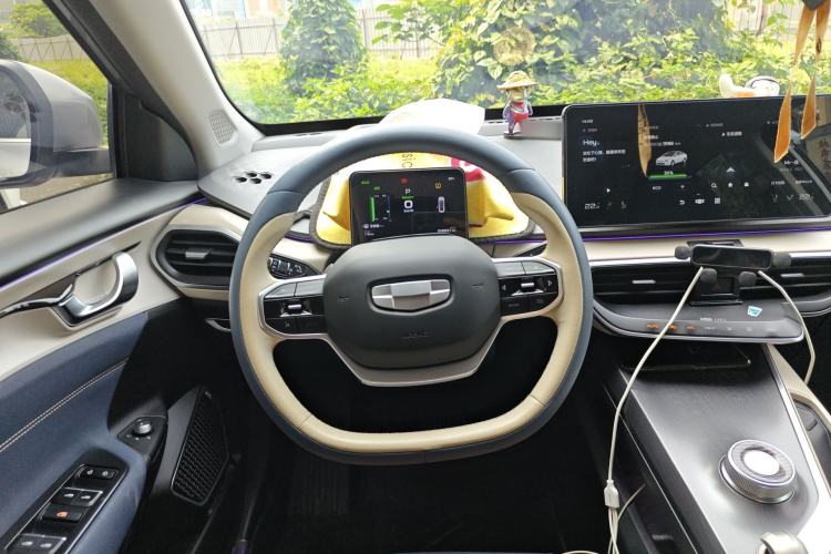 Used Geometry A 2022 Pro 430KM Green Apple Pro
