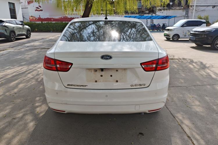 Used Ford Escort 2015 1.5L Manual Comfort Model