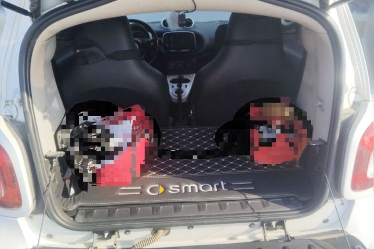 Used smart fortwo 2015 1.0L 52 kW hardtop Dynamic version
