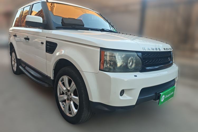 Used Land Rover Range Sport 2010 3.0 TDV6 HSE Diesel Edition Front Right 45 Deg