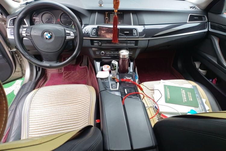 Used BMW 5 Series 2013 520Li Elegant Edition Center Console