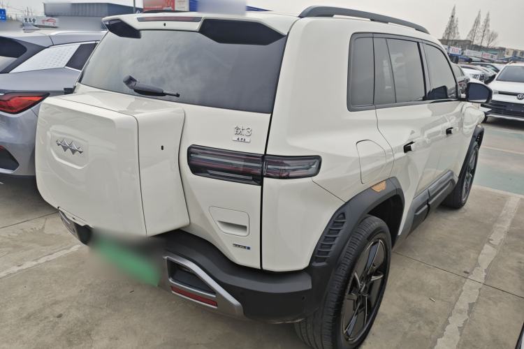 Used Formula Leopard Titanium 3 2025 501 km All-Wheel Drive Intelligent Driving Max Edition
