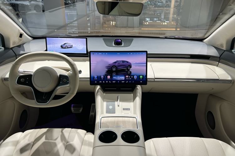 Used Hima Luxeed R7 2025 Range-Extended Version 251 km Max