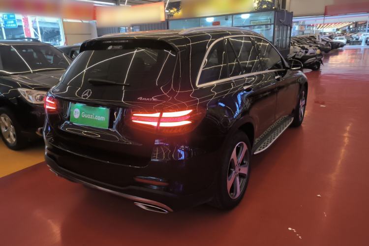 Used Mercedes-Benz GLC 2017 GLC 260 4MATIC Luxury Model
