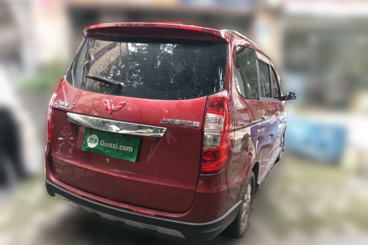 Used Wuling Hongguang 2013 1.5L S Luxury Model
