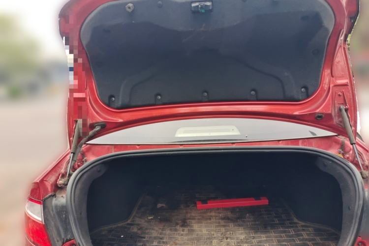 Used Chery Arrizo 7 2013 1.6L Manual ZhiXiang Edition Trunk