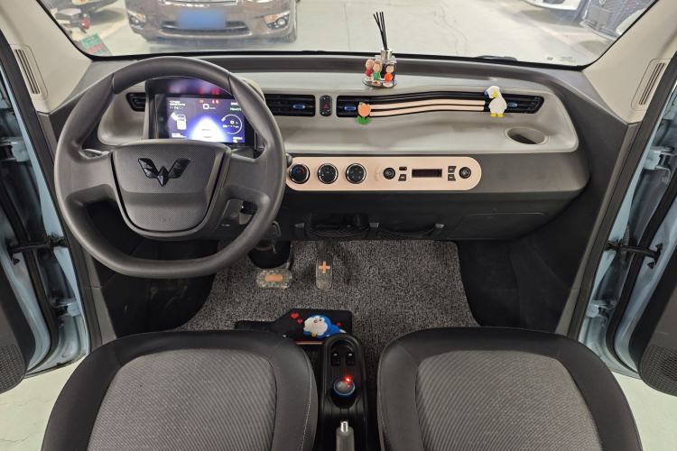 Used Wuling Hongguang MINIEV 2020 Freedom Version Lithium Iron Phosphate
