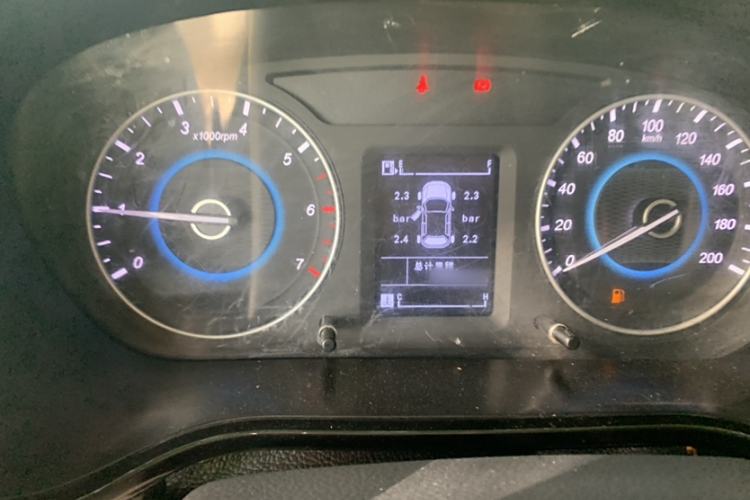 Used Foton Jiatu im8 2017 1.5L Smart-Style Model
