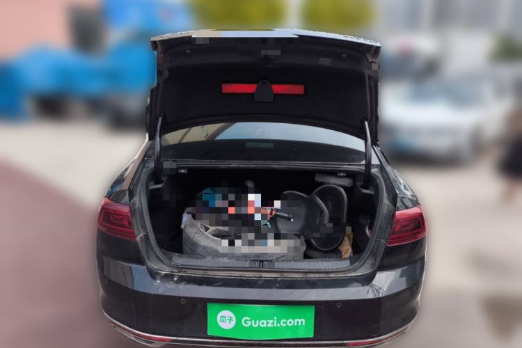 Used Volkswagen Magotan 2023 2 Million Units Limited Edition 330TSI DSG Leading Version Trunk