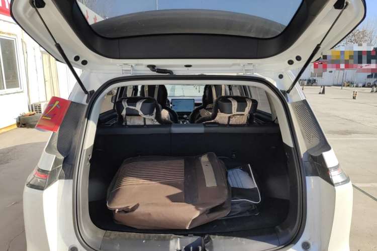 Used AION Y 2023 Younger Star Edition