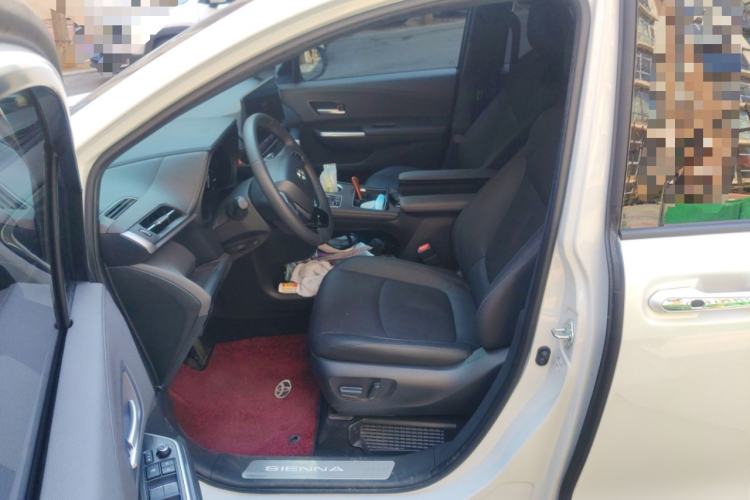 Used Toyota SIENNA 2024 2.5L Hybrid Four-Wheel Drive Prestige Edition