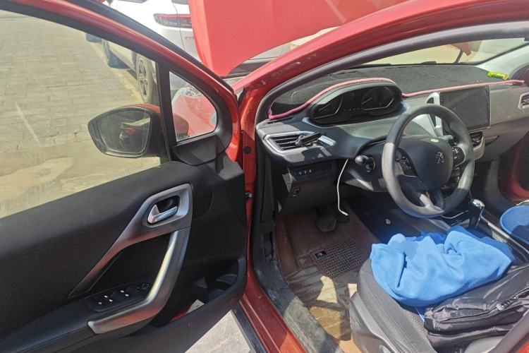 Used Peugeot 2008 2018 1.6L Automatic Fashion Edition Driver Seat