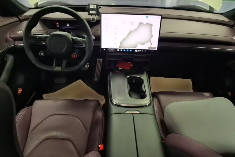 Used Xiaomi Auto SU7 2024 Four-Wheel Drive Ultra-Long Range Advanced Intelligent Driving Max Edition
