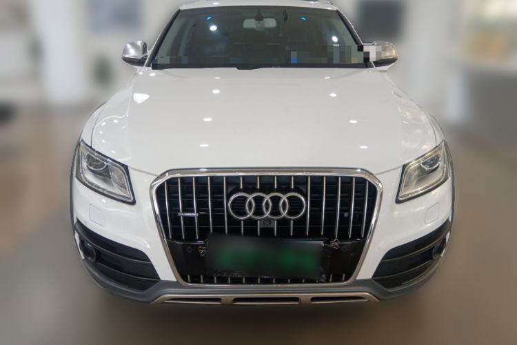 Used Audi Q5 2018 Collector's Edition 40 TFSI Technology Model