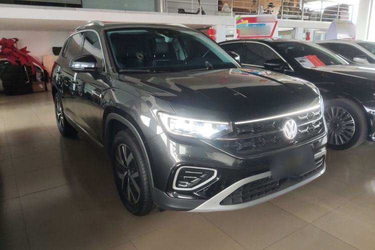 Used Volkswagen Tayron 2024 300TSI Two-Wheel-Drive Luxury Plus Advanced Version Front Right 45 Deg