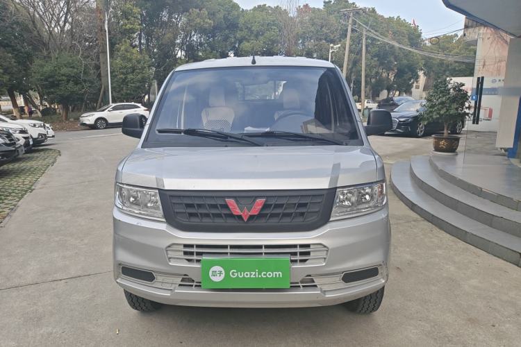 Used Wuling Rongguang New Truck 2019 1.8L Double-Cab China VI Standard LJ479Q6 Front