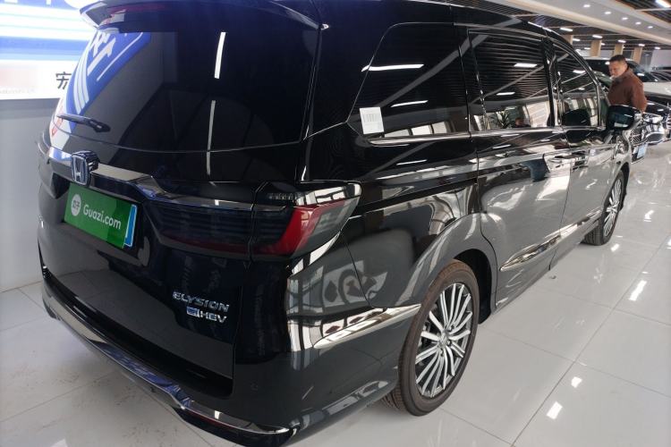 Used Honda Elysion 2022 2.0L eHEV Prestige Edition
