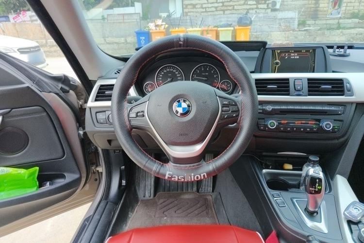 Used BMW 3 Series GT 2013 320i Leading Model Steering Wheel
