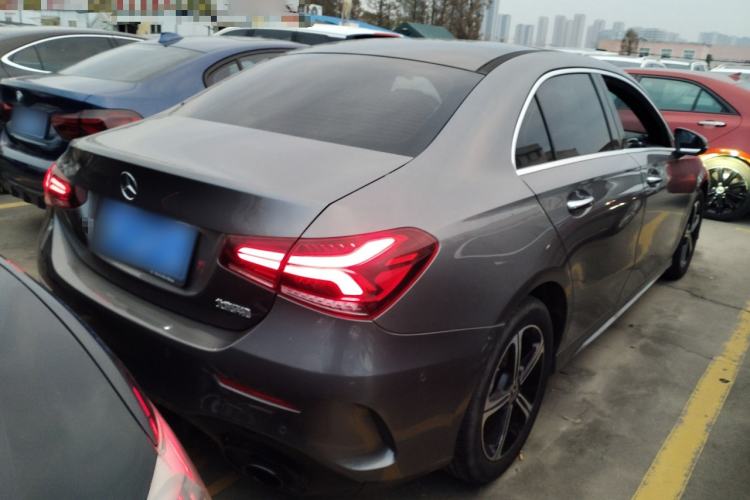 Used Mercedes-Benz A-Class 2022 Second Facelift A 200 L Sport Sedan Fashion Version