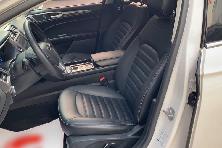 Used Ford Mondeo 2018 EcoBoost 200 Stylish Model Left Front Seat