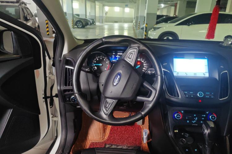 Used Ford Focus 2015 Sedan EcoBoost 180 Automatic Elite Model
