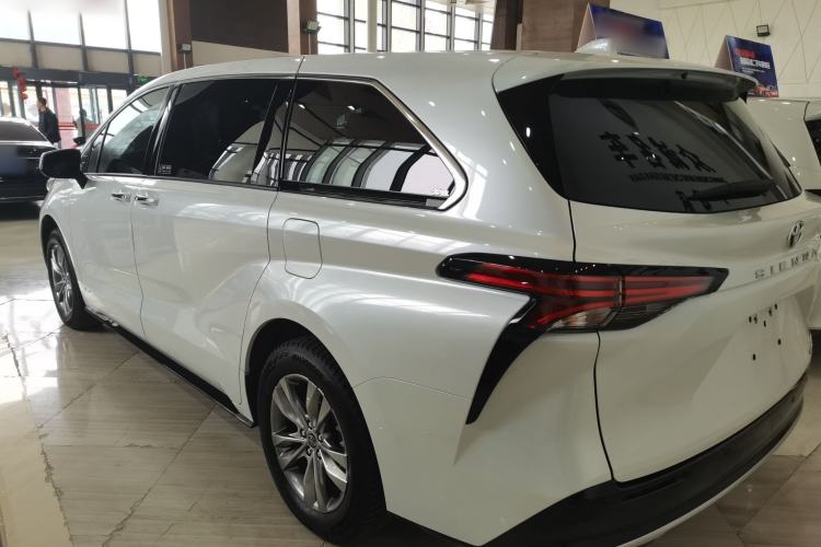 Used Toyota Sienna 2024 2.5L Hybrid Four-Wheel Drive Prestige Edition