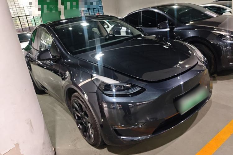 Used Tesla Model Y 2024 Long-Range All-Wheel-Drive Version
