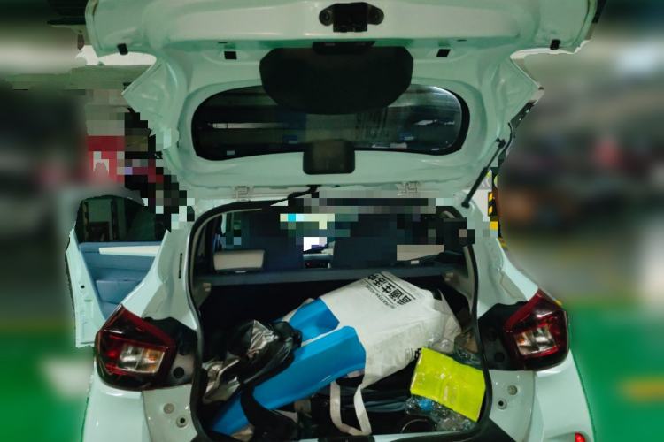 Used Dongfeng NAMMI BOX 2022 Revised Light Wind Edition 201 km Standard Version Trunk