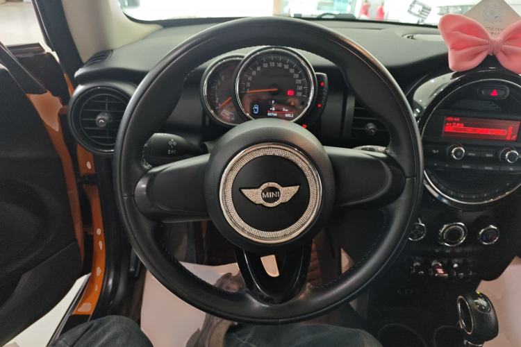 Used MINI 2016 1.2T ONE
