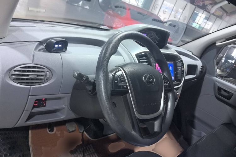 Used SAIC MAXUS Xintu V80 2021 2.0T PLUS AMT City Edition Short Wheelbase Ultra-Low Roof 5/6-Seater
