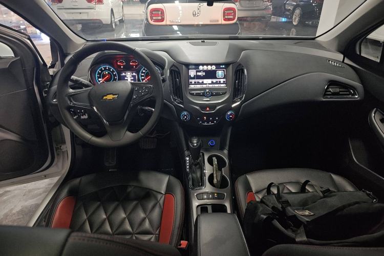 Used Chevrolet Cruze 2018 Hatchback 320 Automatic Xuanfeng Edition