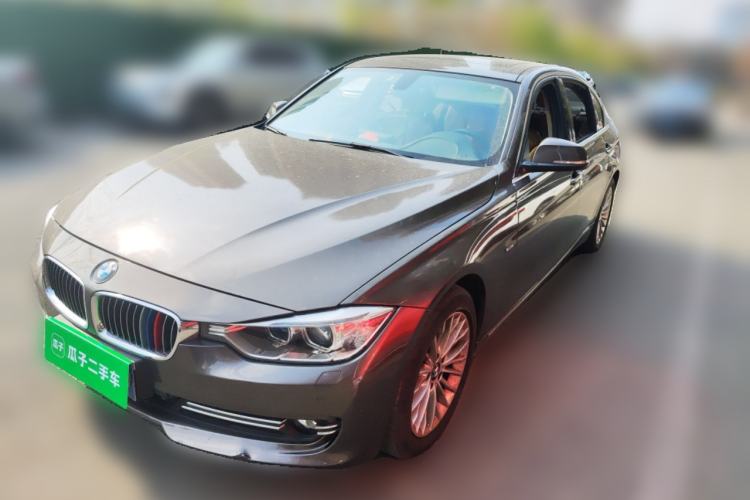 Used BMW 3 Series 2013 Facelifted 320Li Luxury Design Package