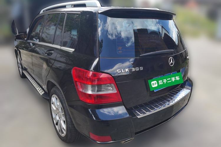 Used Mercedes-Benz GLK-Class 2011 GLK 300 4MATIC Dynamic Model Rear Left 45 Deg