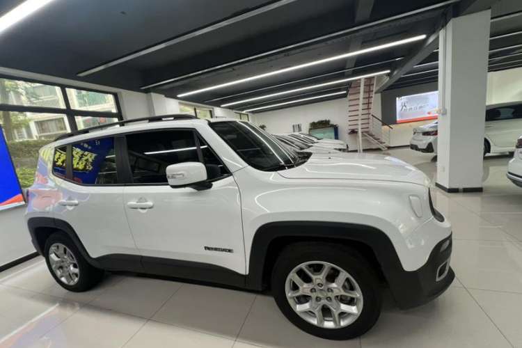 Used Jeep Renegade 2018 Connected Large Screen Version 180T Automatic High-Energy Edition