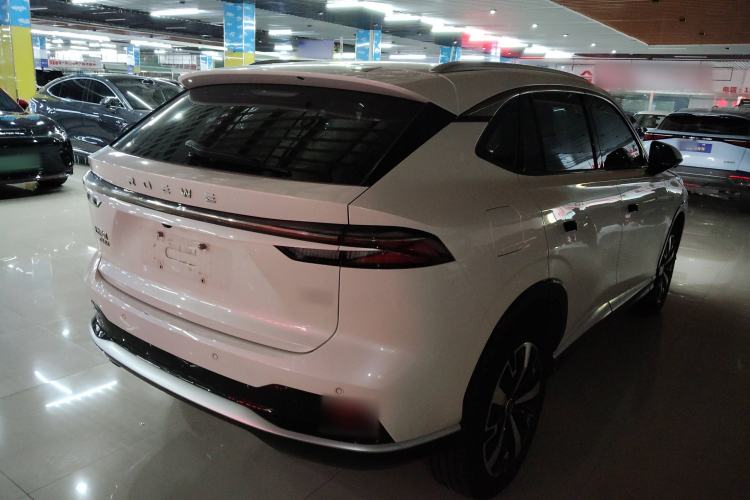 Used Roewe D5X DMH 2024 135 Tech Edition
