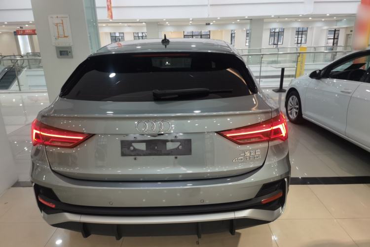 Used Audi Q3 Sportback 2020 40 TFSI Fashion Model
