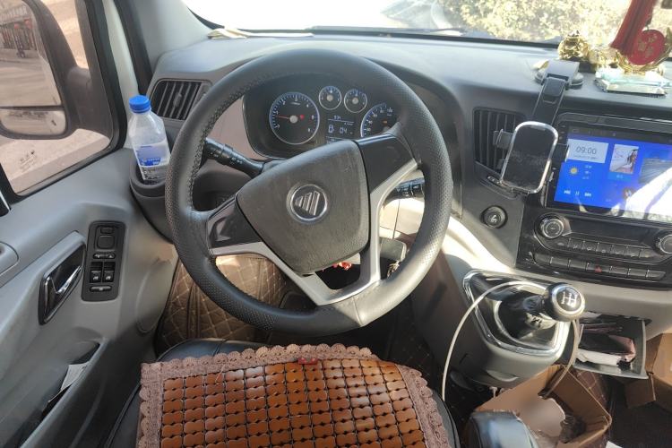 Used Foton Toano 2015 2.8T Commercial Version Short Wheelbase ISF2.8
