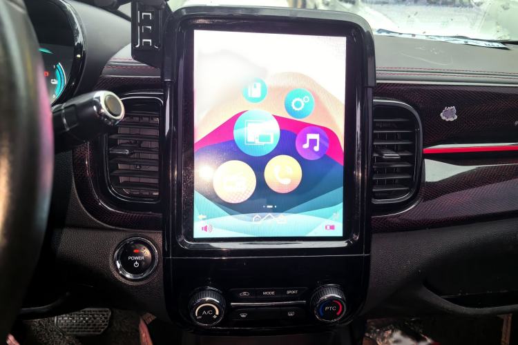 Used Chery New Energy Little Ant 2022 Revised Version Sweet Pink Edition Half-Sugar Version Lithium Iron Phosphate 30.7 kWh 30 kW 301 km