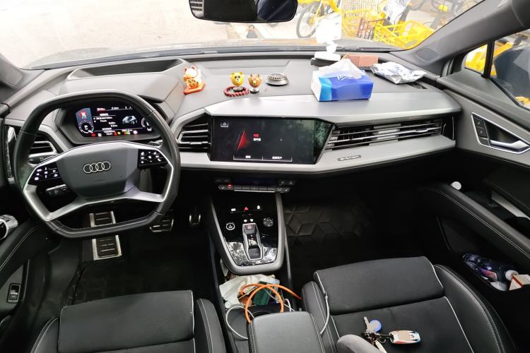 Used Audi Q5 e-tron 2022 40 e-tron Starlight Edition Mech Kit
