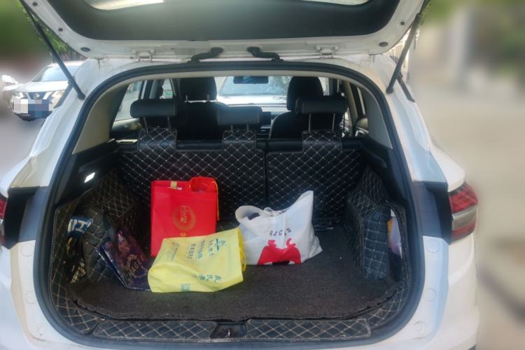 Used Geely Auto Coolray 2019 260T DCT Knight China VI Standard Trunk