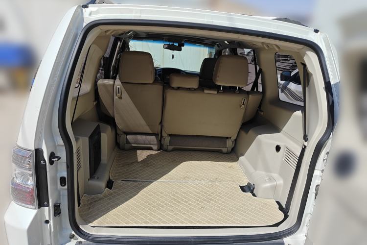 Used Mitsubishi Pajero 2019 V97 3.8L 5-Door GLS Middle East Edition