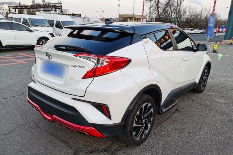 Used Toyota IZOA 2018 2.0L Yichi Version China VI Standard